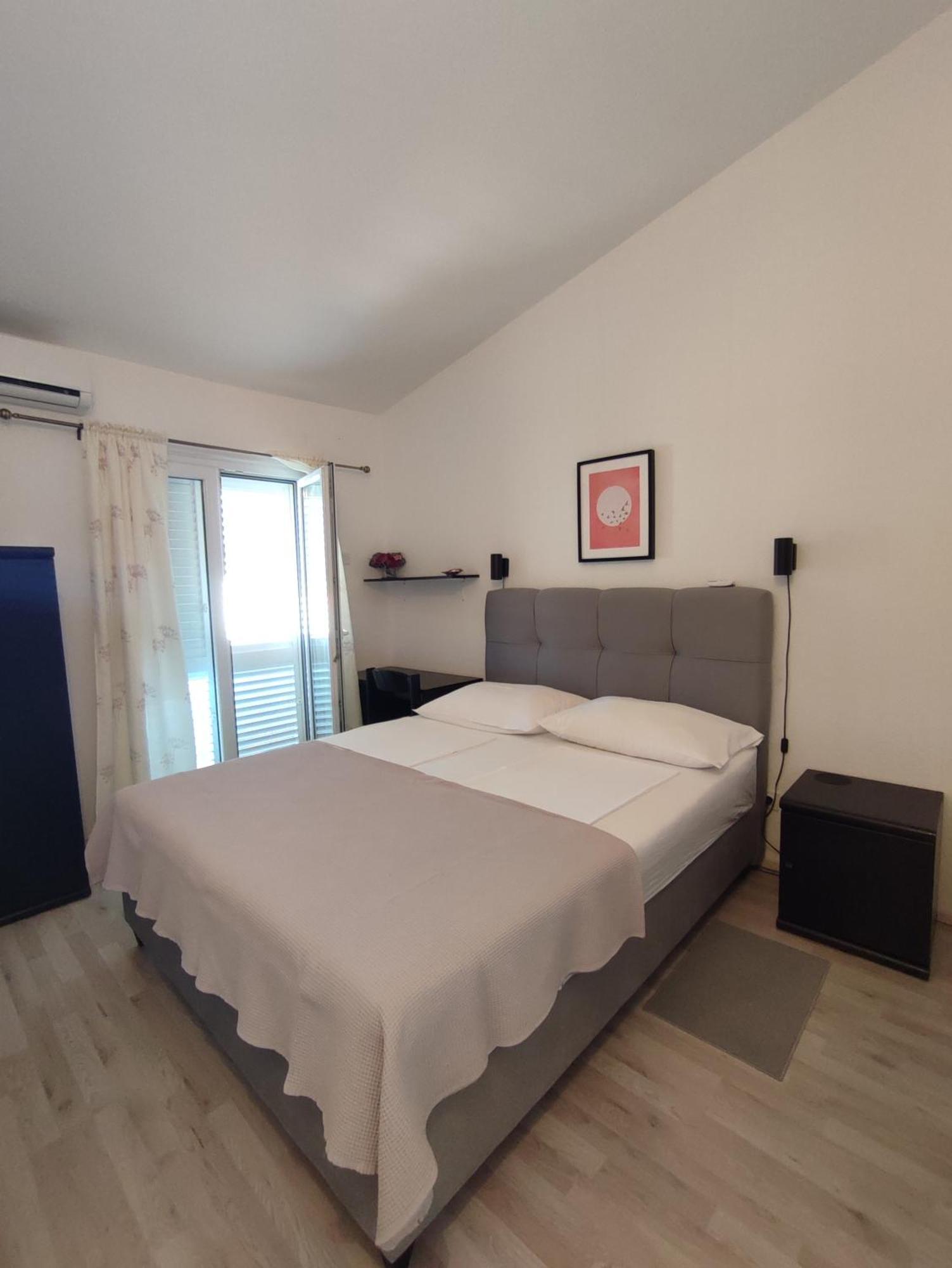 Apartments Divna Baška Voda Kültér fotó