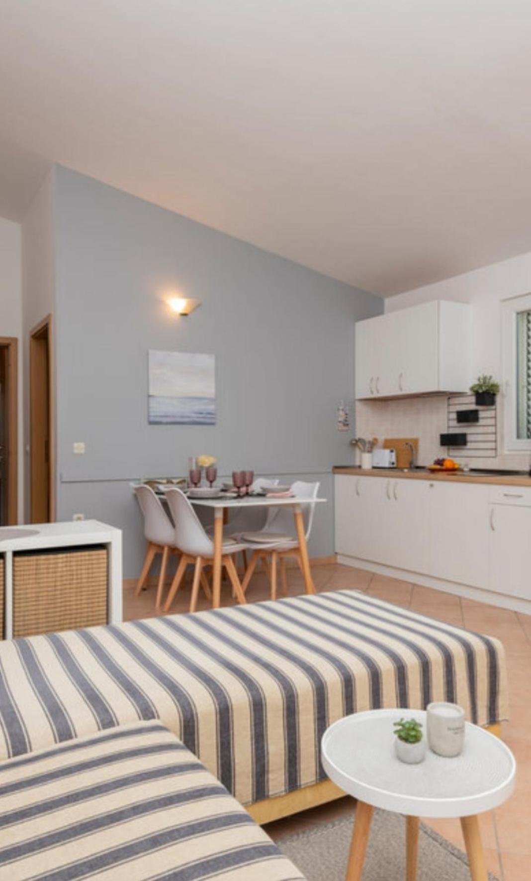 Apartments Divna Baška Voda Kültér fotó