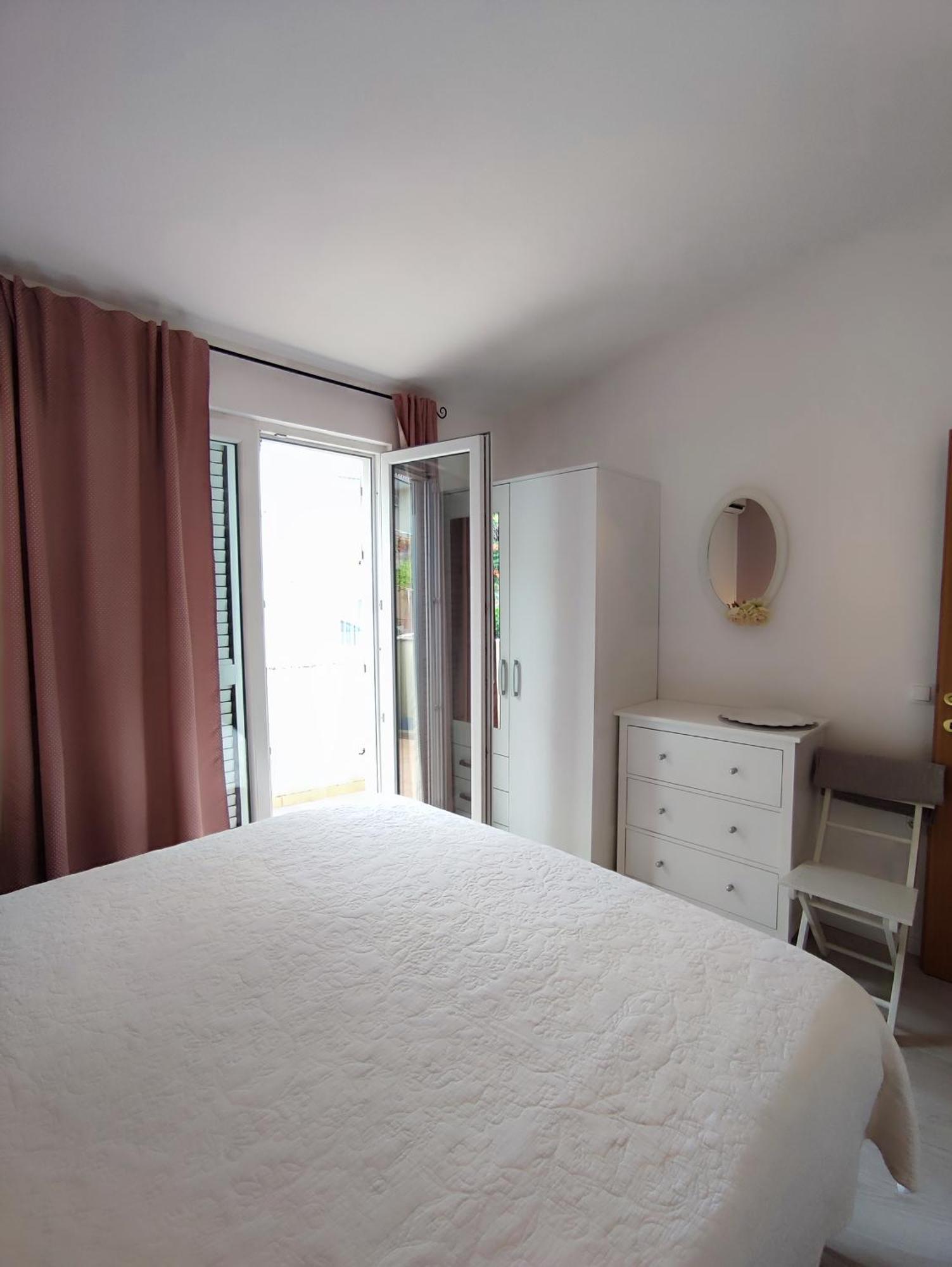 Apartments Divna Baška Voda Kültér fotó